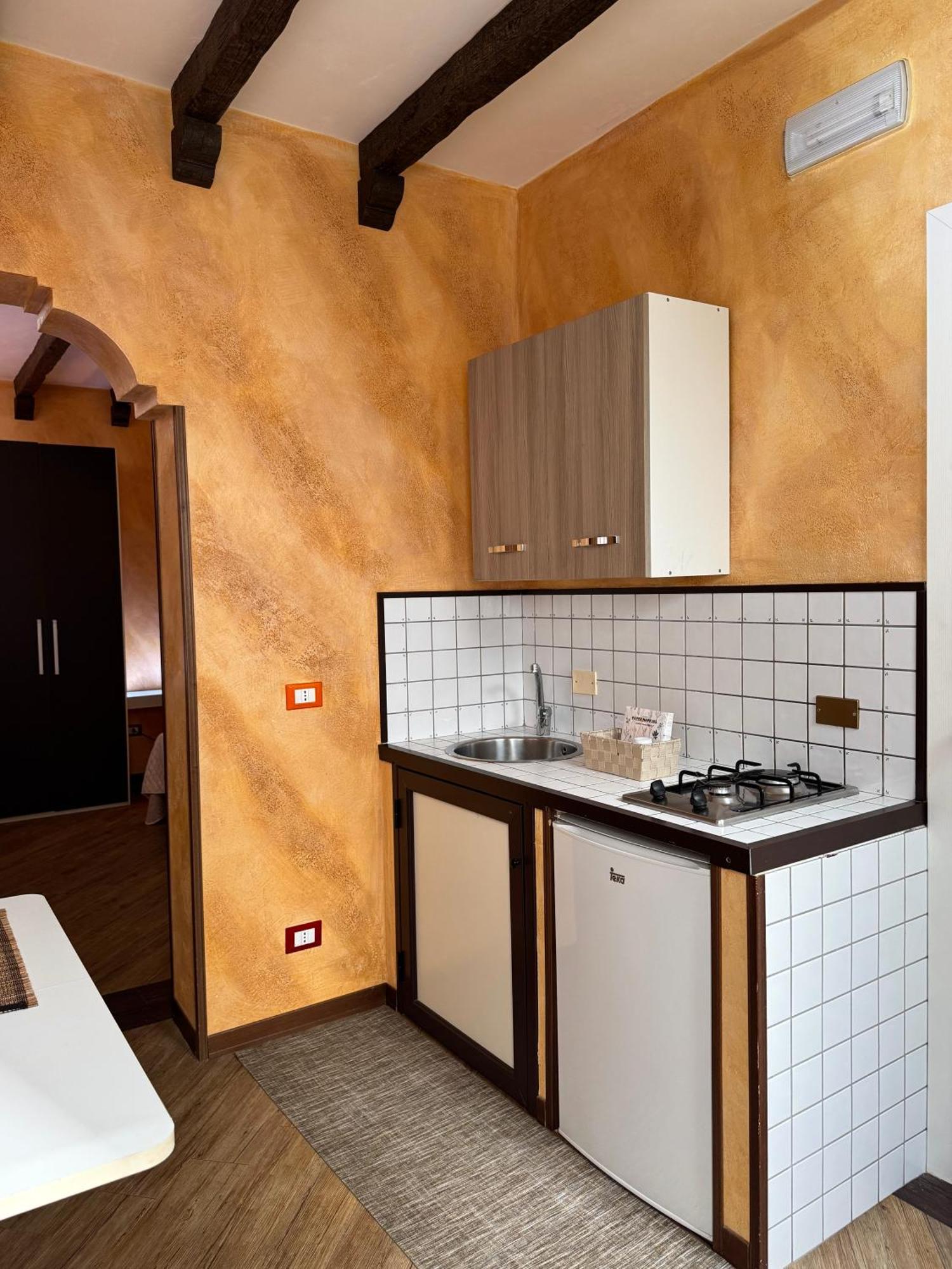 Summer Wind Apartments トラーパニ エクステリア 写真