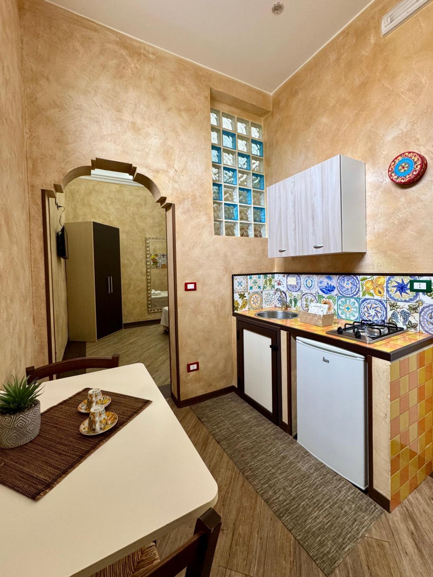 Summer Wind Apartments トラーパニ エクステリア 写真